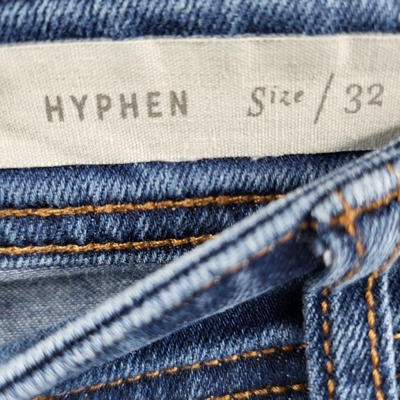 Pilcro Hyphen Relaxed Button Front Wardrobe Staple 5 pocket Jean Size 32. - Picture 10 of 11
